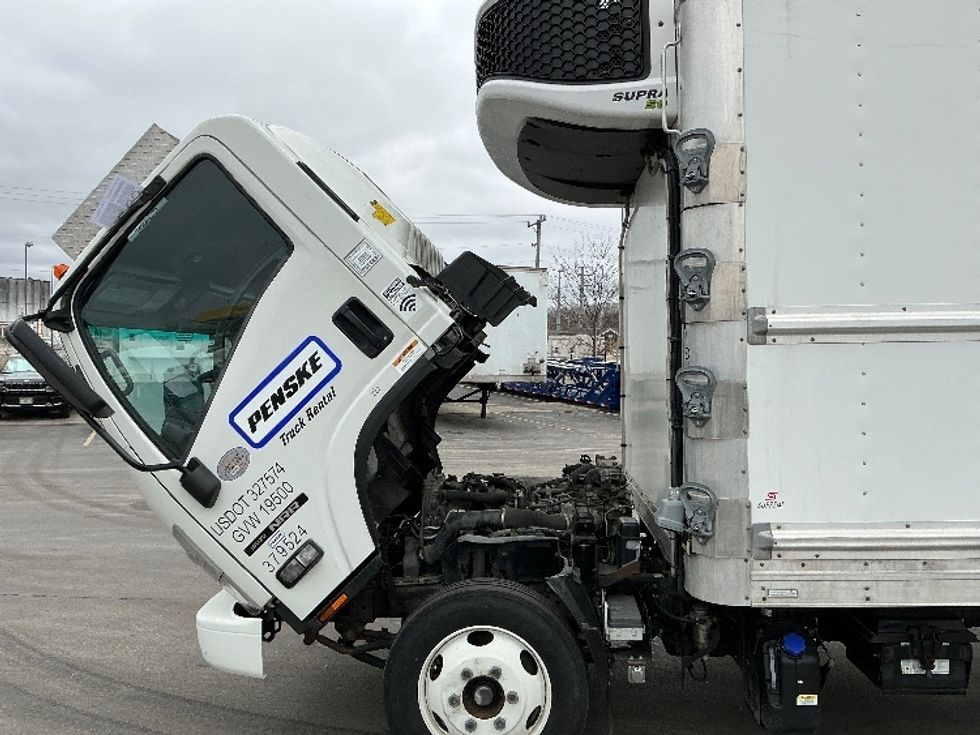 Refrigerated Truck-Light and Medium Duty Trucks-Isuzu-2021-NRR-La Porte-IN-150,140\n\t\tmiles-$ 49,750 - Image 24