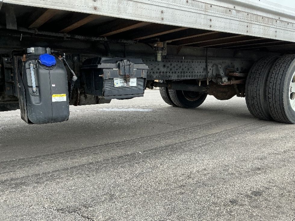 Refrigerated Truck-Light and Medium Duty Trucks-Isuzu-2021-NRR-La Porte-IN-150,140\n\t\tmiles-$ 49,750 - Image 5