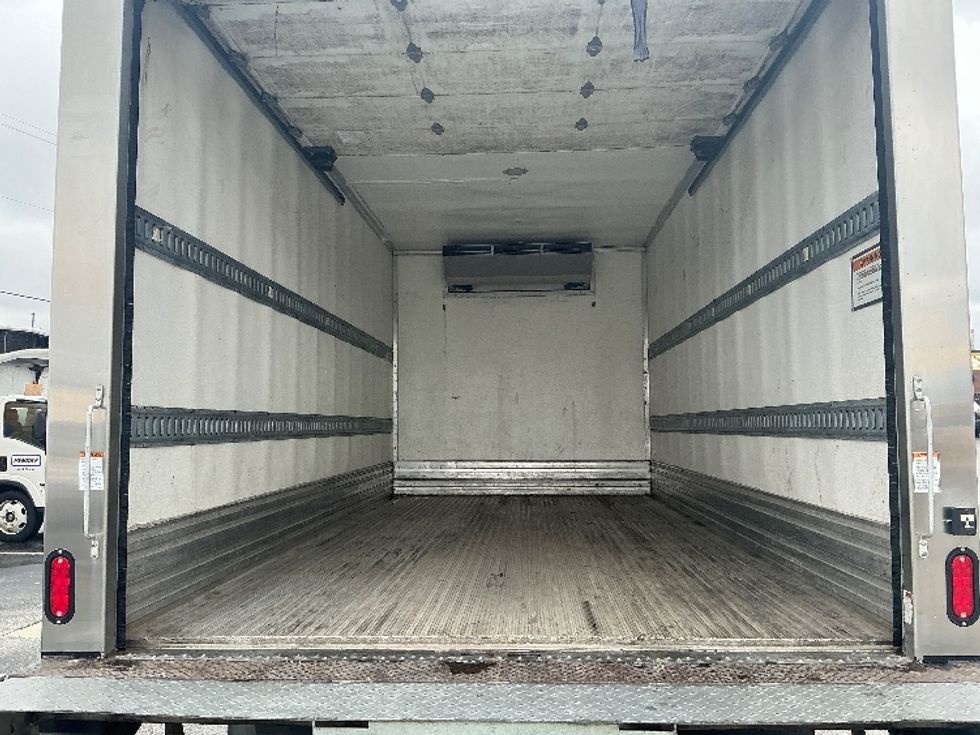 Refrigerated Truck-Light and Medium Duty Trucks-Isuzu-2021-NRR-La Porte-IN-82,000\n\t\tmiles-$ 63,000 - Image 10