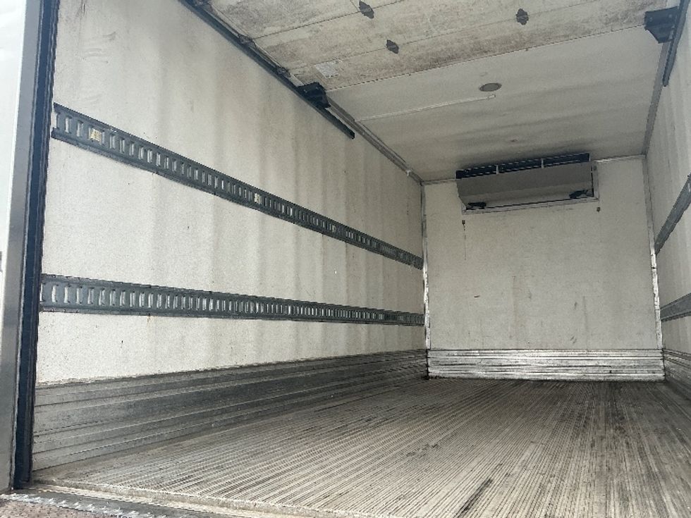 Refrigerated Truck-Light and Medium Duty Trucks-Isuzu-2021-NRR-La Porte-IN-82,000\n\t\tmiles-$ 63,000 - Image 11