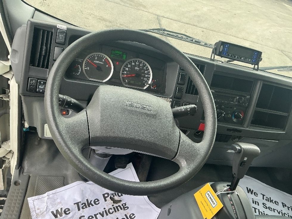 Refrigerated Truck-Light and Medium Duty Trucks-Isuzu-2021-NRR-La Porte-IN-82,000\n\t\tmiles-$ 63,000 - Image 18