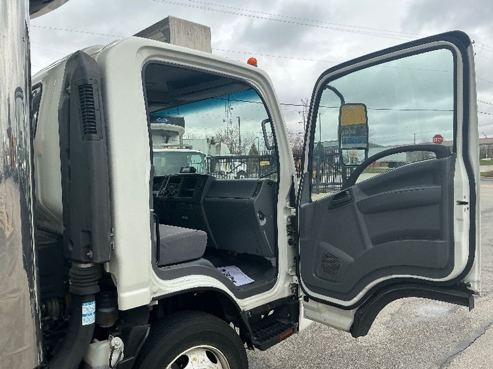Refrigerated Truck-Light and Medium Duty Trucks-Isuzu-2021-NRR-La Porte-IN-82,000\n\t\tmiles-$ 63,000 - Image 20