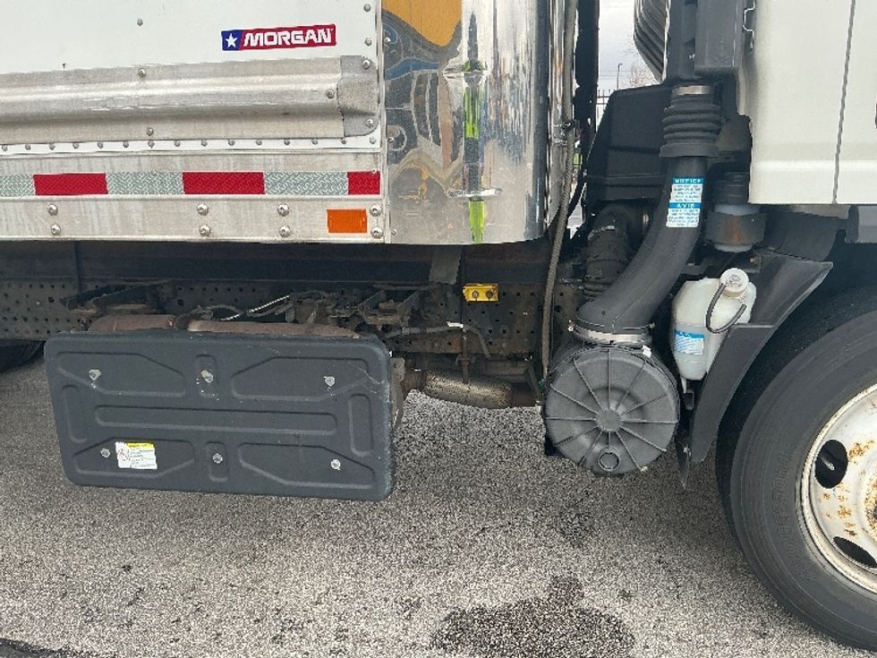 Refrigerated Truck-Light and Medium Duty Trucks-Isuzu-2021-NRR-La Porte-IN-82,000\n\t\tmiles-$ 63,000 - Image 23