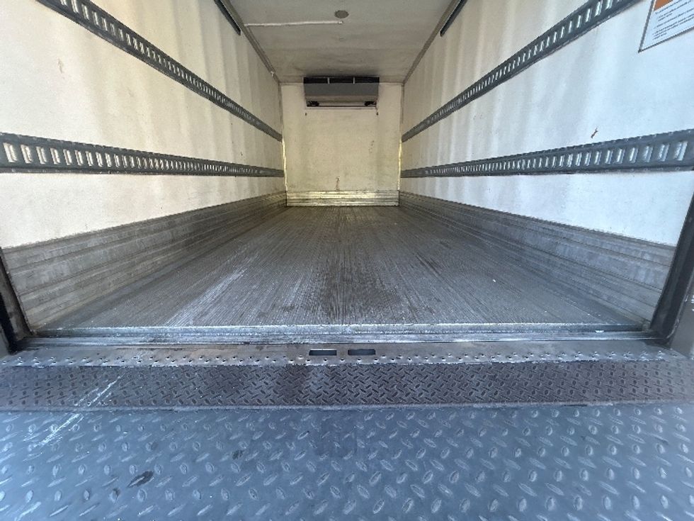 Refrigerated Truck-Light and Medium Duty Trucks-Isuzu-2021-NRR-Ladson-SC-206,283\n\t\tmiles-$ 39,250 - Image 10