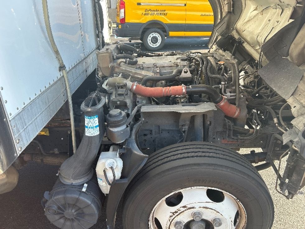 Refrigerated Truck-Light and Medium Duty Trucks-Isuzu-2021-NRR-Ladson-SC-206,283\n\t\tmiles-$ 39,250 - Image 23