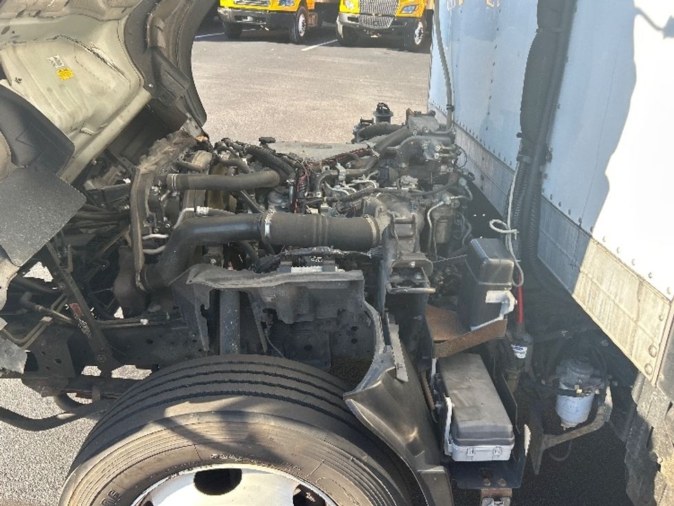 Refrigerated Truck-Light and Medium Duty Trucks-Isuzu-2021-NRR-Ladson-SC-206,283\n\t\tmiles-$ 39,250 - Image 24