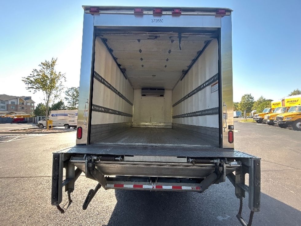 Refrigerated Truck-Light and Medium Duty Trucks-Isuzu-2021-NRR-Ladson-SC-206,283\n\t\tmiles-$ 39,250 - Image 8