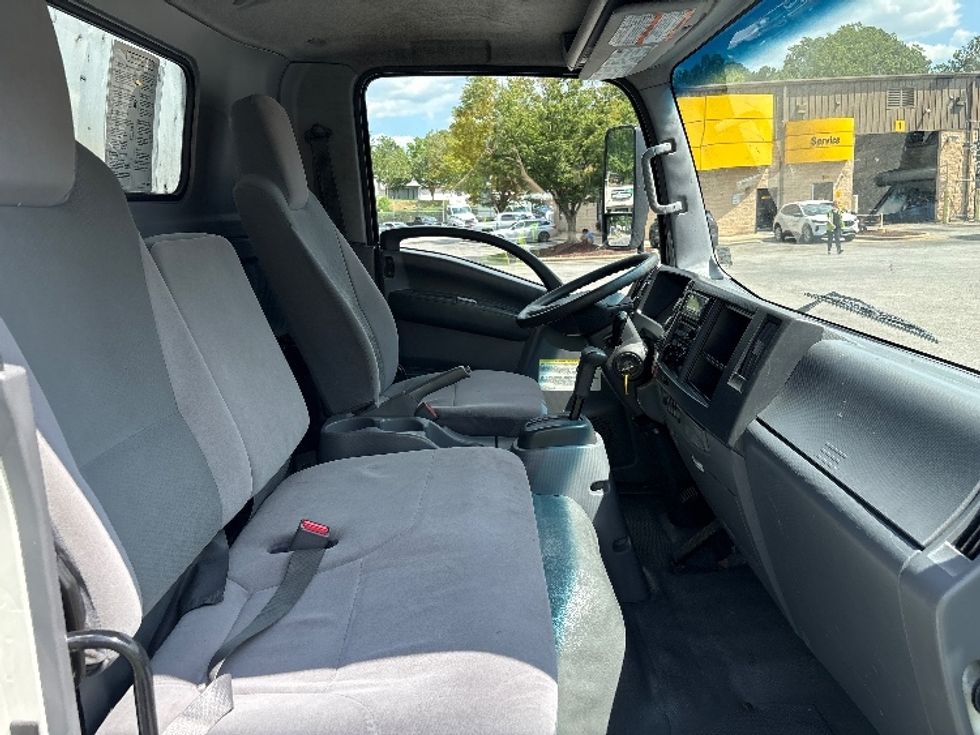 Refrigerated Truck-Light and Medium Duty Trucks-Isuzu-2021-NRR-Mebane-NC-190,334\n\t\tmiles-$ 41,750 - Image 22