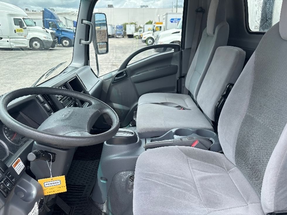 Refrigerated Truck-Light and Medium Duty Trucks-Isuzu-2021-NRR-Miami-FL-110,642\n\t\tmiles-$ 58,500 - Image 19