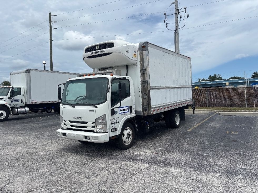 Refrigerated Truck-Light and Medium Duty Trucks-Isuzu-2021-NRR-Miami-FL-110,642\n\t\tmiles-$ 58,500 - Image 3