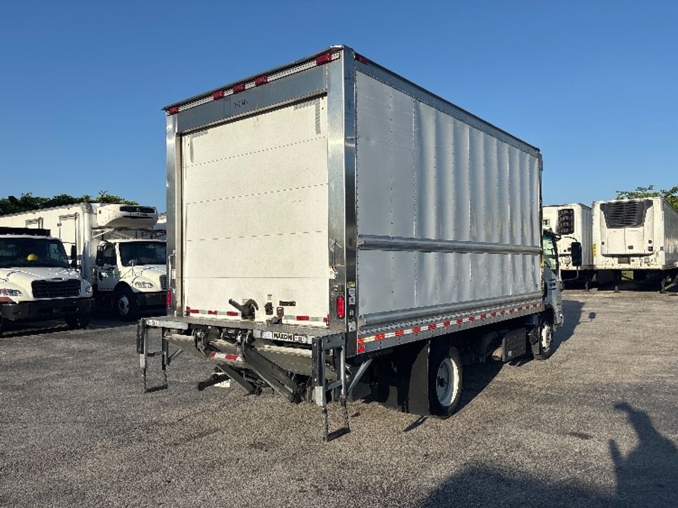 Refrigerated Truck-Light and Medium Duty Trucks-Isuzu-2021-NRR-Miami-FL-129,280\n\t\tmiles-$ 55,250 - Image 12