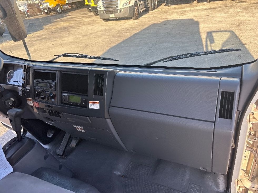 Refrigerated Truck-Light and Medium Duty Trucks-Isuzu-2021-NRR-Miami-FL-129,280\n\t\tmiles-$ 55,250 - Image 19