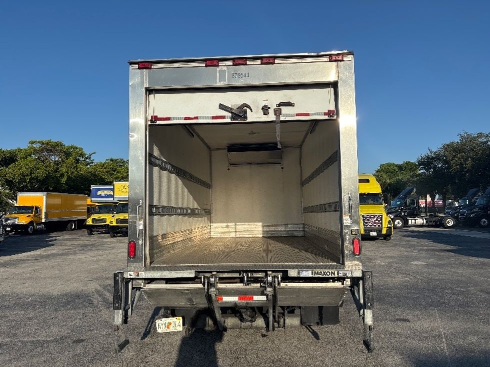 Refrigerated Truck-Light and Medium Duty Trucks-Isuzu-2021-NRR-Miami-FL-129,280\n\t\tmiles-$ 55,250 - Image 7