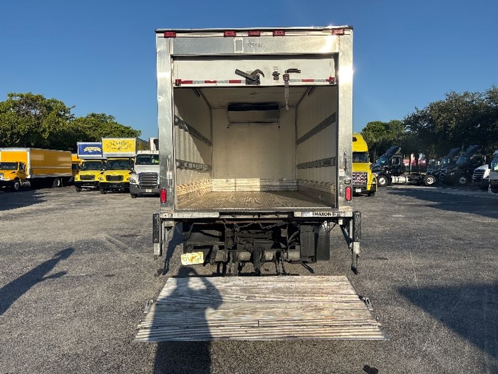 Refrigerated Truck-Light and Medium Duty Trucks-Isuzu-2021-NRR-Miami-FL-129,280\n\t\tmiles-$ 55,250 - Image 8