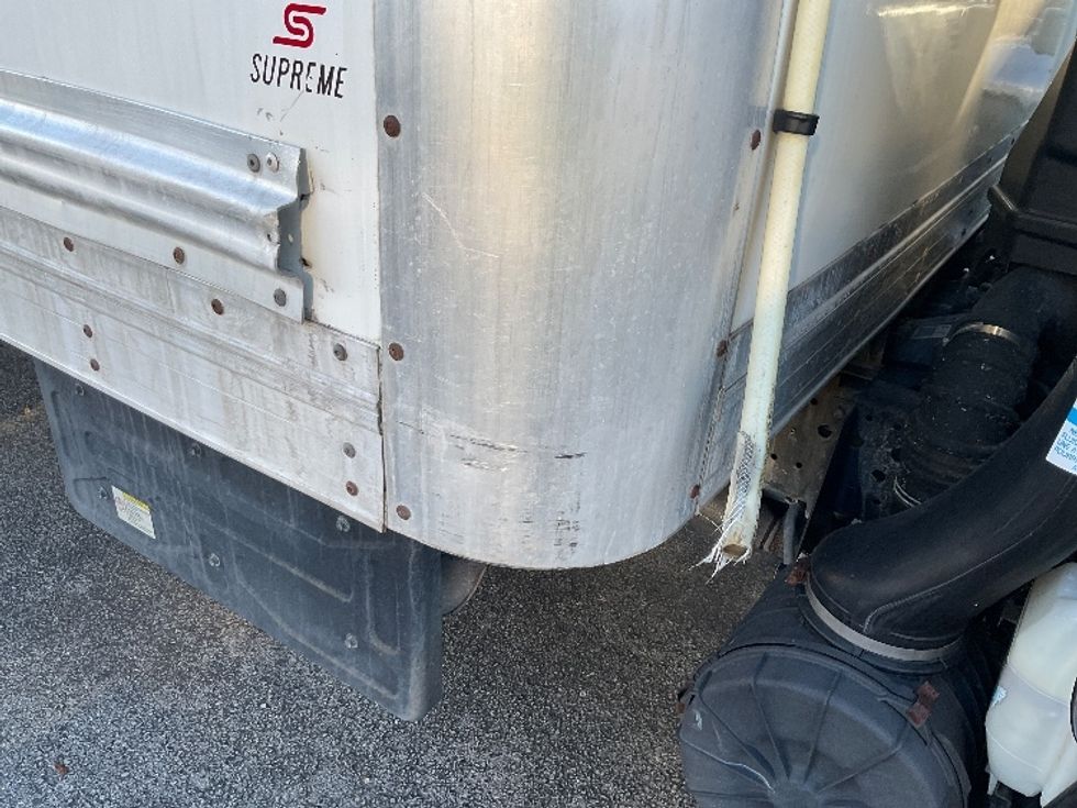 Refrigerated Truck-Light and Medium Duty Trucks-Isuzu-2021-NRR-Miami-FL-159,147\n\t\tmiles-$ 48,250 - Image 29