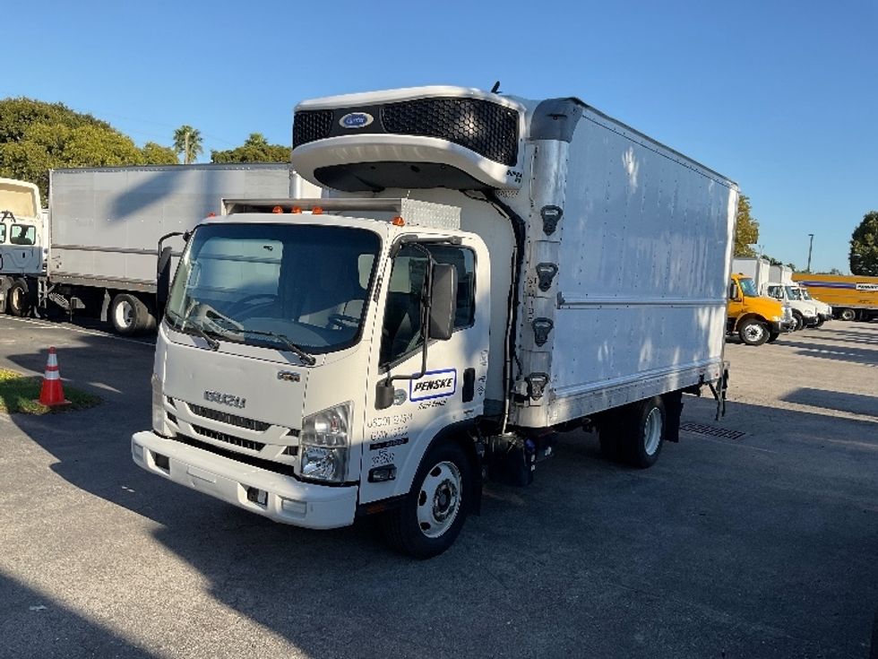 Refrigerated Truck-Light and Medium Duty Trucks-Isuzu-2021-NRR-Miami-FL-159,147\n\t\tmiles-$ 48,250 - Image 3