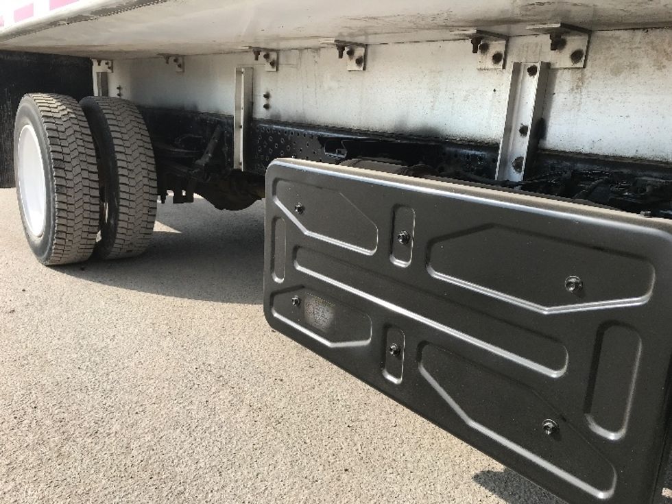 Refrigerated Truck-Light and Medium Duty Trucks-Isuzu-2021-NRR-Montreal-PQ-146,254\n\t\tkm-$ 80,000 - Image 13