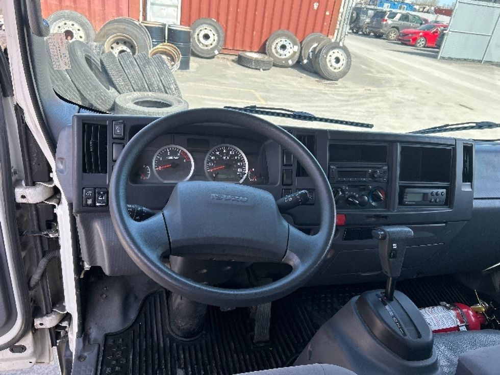 Refrigerated Truck-Light and Medium Duty Trucks-Isuzu-2021-NRR-Montreal-PQ-146,254\n\t\tkm-$ 80,000 - Image 17