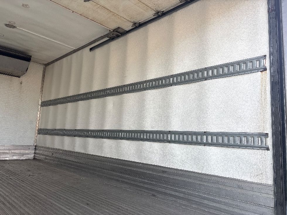 Refrigerated Truck-Light and Medium Duty Trucks-Isuzu-2021-NRR-North Bergen-NJ-170,524\n\t\tmiles-$ 43,250 - Image 12