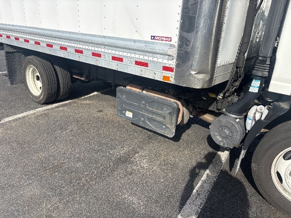 Refrigerated Truck-Light and Medium Duty Trucks-Isuzu-2021-NRR-North Bergen-NJ-170,524\n\t\tmiles-$ 43,250 - Image 14
