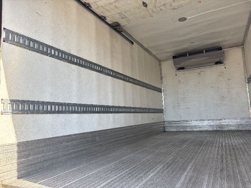 Refrigerated Truck-Light and Medium Duty Trucks-Isuzu-2021-NRR-North Bergen-NJ-68,061\n\t\tmiles-$ 59,250 - Image 11