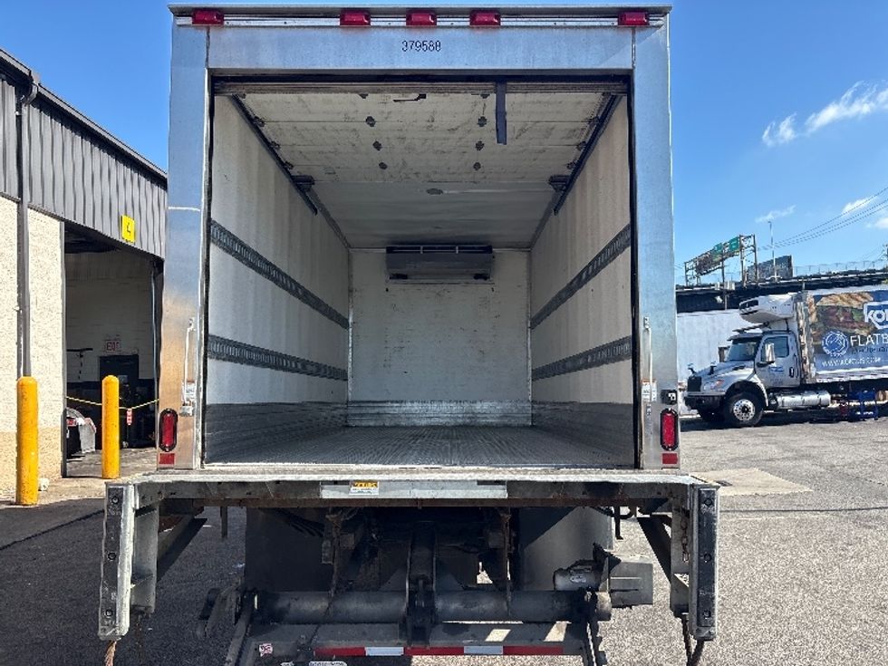 Refrigerated Truck-Light and Medium Duty Trucks-Isuzu-2021-NRR-North Bergen-NJ-68,061\n\t\tmiles-$ 59,250 - Image 8