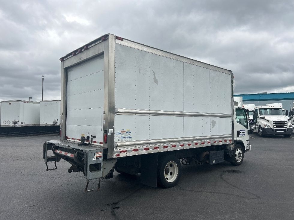 Refrigerated Truck-Light and Medium Duty Trucks-Isuzu-2021-NRR-Obetz-OH-62,977\n\t\tmiles-$ 63,750 - Image 13