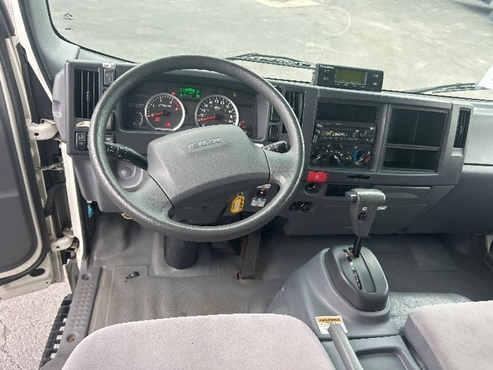 Refrigerated Truck-Light and Medium Duty Trucks-Isuzu-2021-NRR-Obetz-OH-62,977\n\t\tmiles-$ 63,750 - Image 18