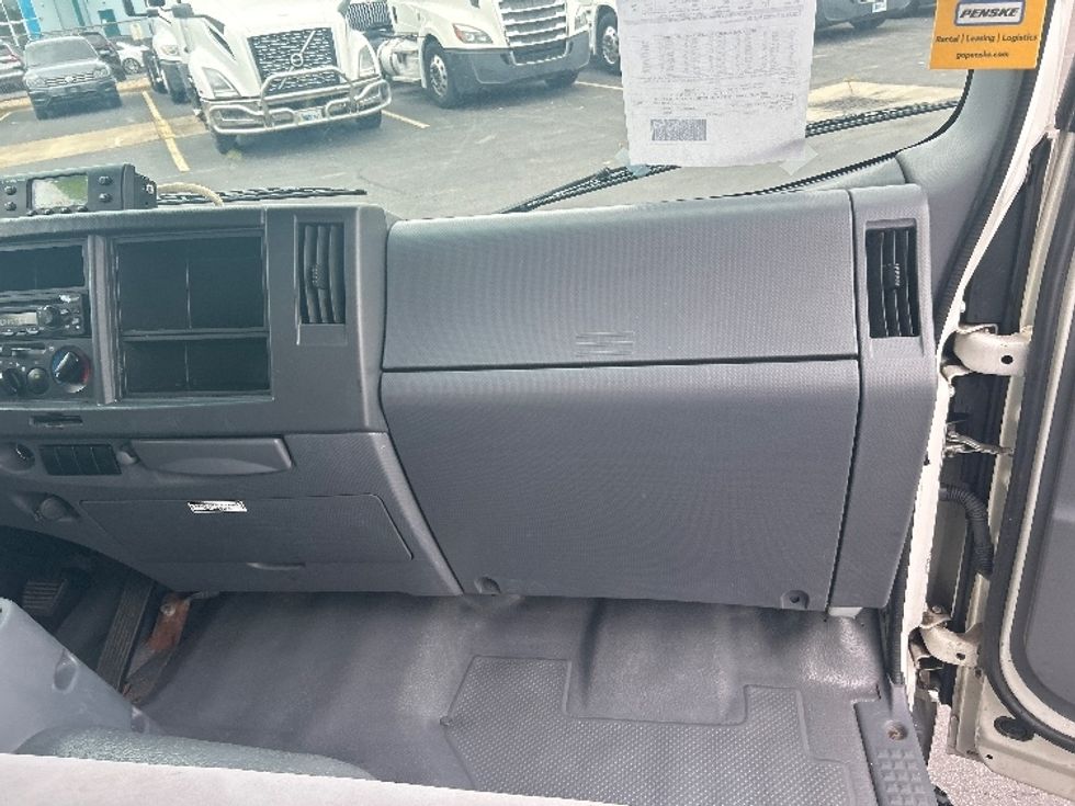 Refrigerated Truck-Light and Medium Duty Trucks-Isuzu-2021-NRR-Obetz-OH-62,977\n\t\tmiles-$ 63,750 - Image 21