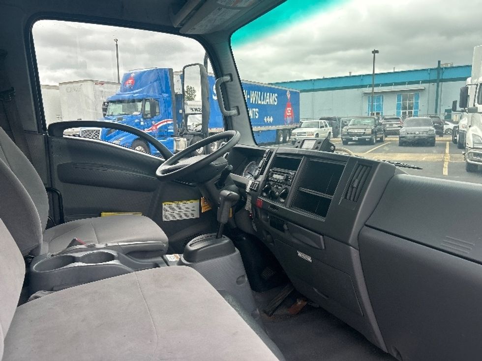 Refrigerated Truck-Light and Medium Duty Trucks-Isuzu-2021-NRR-Obetz-OH-62,977\n\t\tmiles-$ 63,750 - Image 22