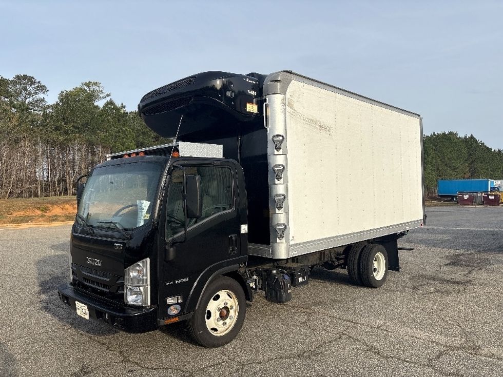 Refrigerated Truck-Light and Medium Duty Trucks-Isuzu-2021-NRR-Prince George-VA-146,742\n\t\tmiles-$ 52,750 - Image 3