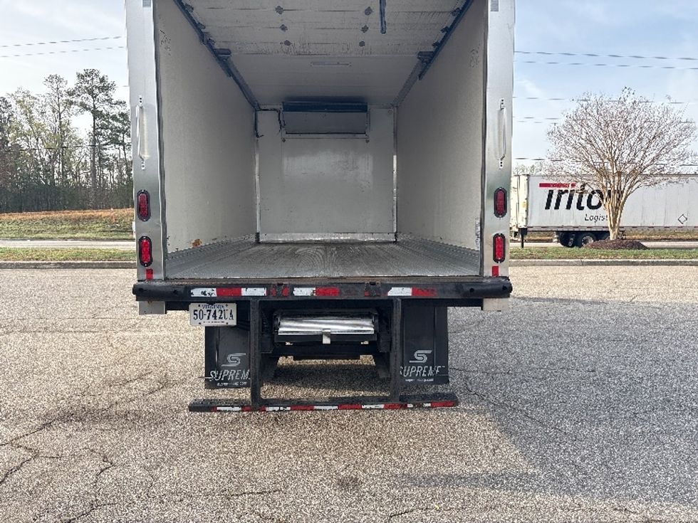 Refrigerated Truck-Light and Medium Duty Trucks-Isuzu-2021-NRR-Prince George-VA-146,742\n\t\tmiles-$ 52,750 - Image 9
