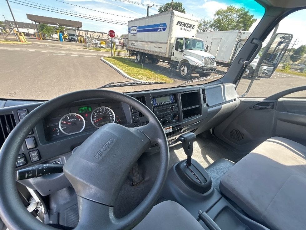 Refrigerated Truck-Light and Medium Duty Trucks-Isuzu-2021-NRR-South Plainfield-NJ-113,451\n\t\tmiles-$ 55,750 - Image 17