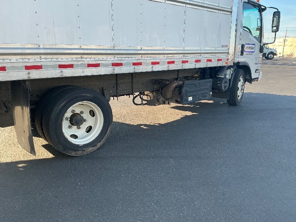 Refrigerated Truck-Light and Medium Duty Trucks-Isuzu-2021-NRR-South Plainfield-NJ-30,973\n\t\tmiles-$ 60,500 - Image 14