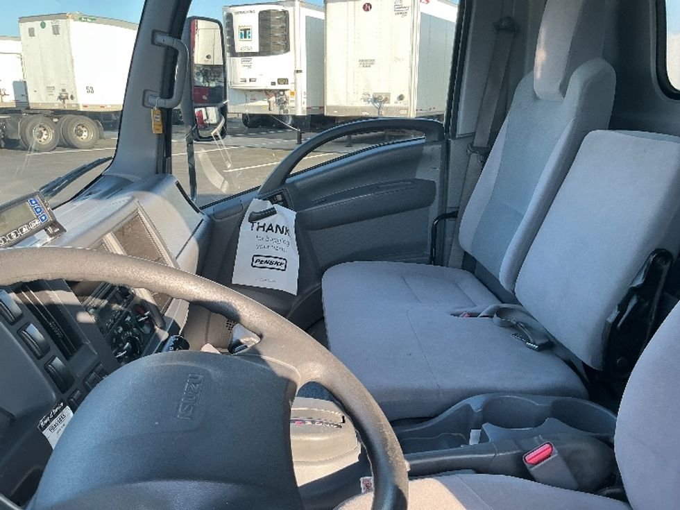Refrigerated Truck-Light and Medium Duty Trucks-Isuzu-2021-NRR-South Plainfield-NJ-30,973\n\t\tmiles-$ 60,500 - Image 19