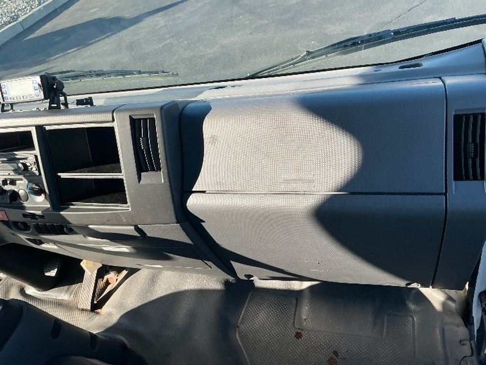 Refrigerated Truck-Light and Medium Duty Trucks-Isuzu-2021-NRR-South Plainfield-NJ-30,973\n\t\tmiles-$ 60,500 - Image 21
