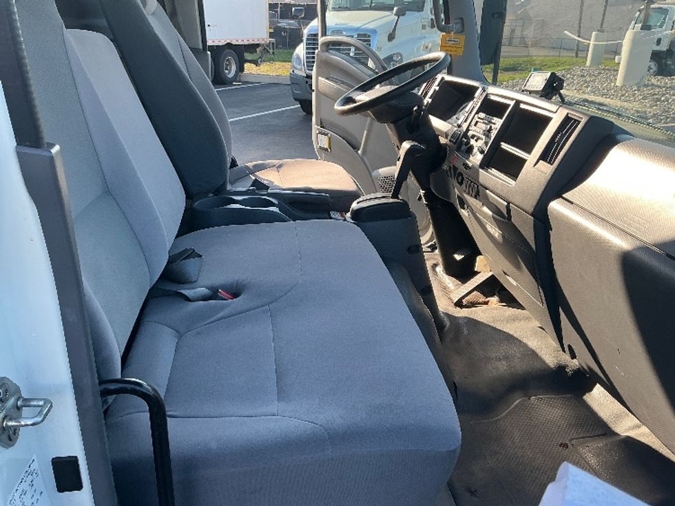 Refrigerated Truck-Light and Medium Duty Trucks-Isuzu-2021-NRR-South Plainfield-NJ-30,973\n\t\tmiles-$ 60,500 - Image 22