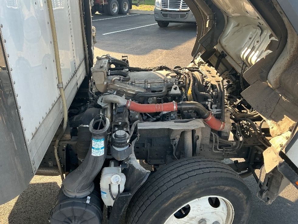 Refrigerated Truck-Light and Medium Duty Trucks-Isuzu-2021-NRR-South Plainfield-NJ-30,973\n\t\tmiles-$ 60,500 - Image 23