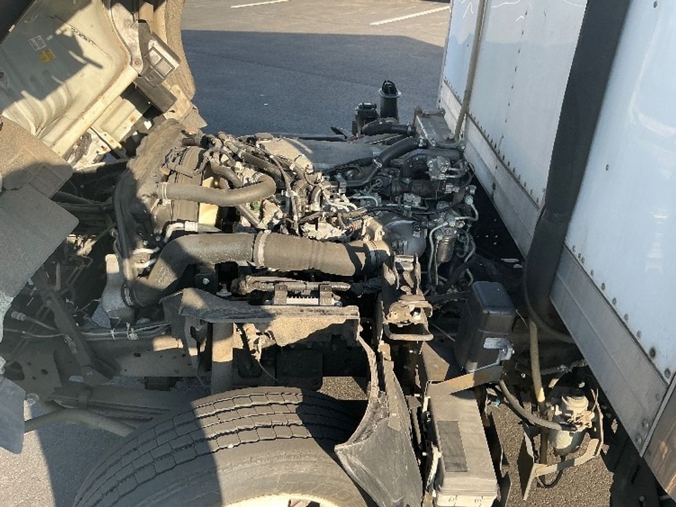 Refrigerated Truck-Light and Medium Duty Trucks-Isuzu-2021-NRR-South Plainfield-NJ-30,973\n\t\tmiles-$ 60,500 - Image 24