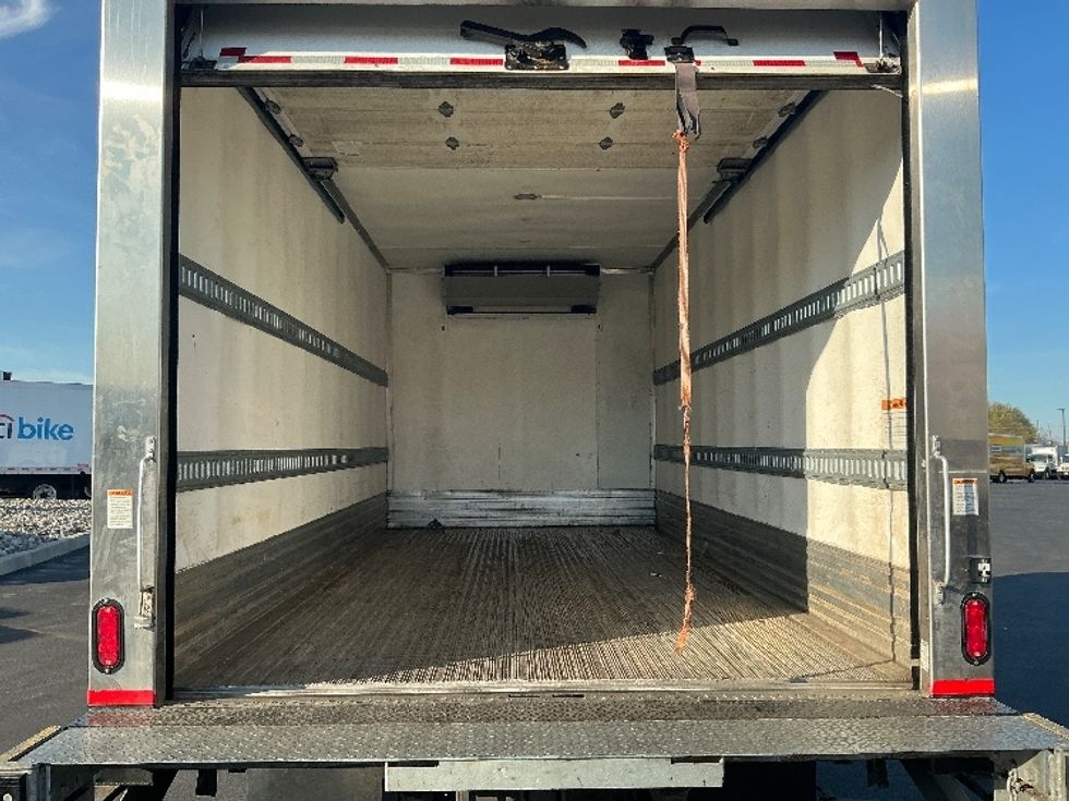 Refrigerated Truck-Light and Medium Duty Trucks-Isuzu-2021-NRR-South Plainfield-NJ-30,973\n\t\tmiles-$ 60,500 - Image 8