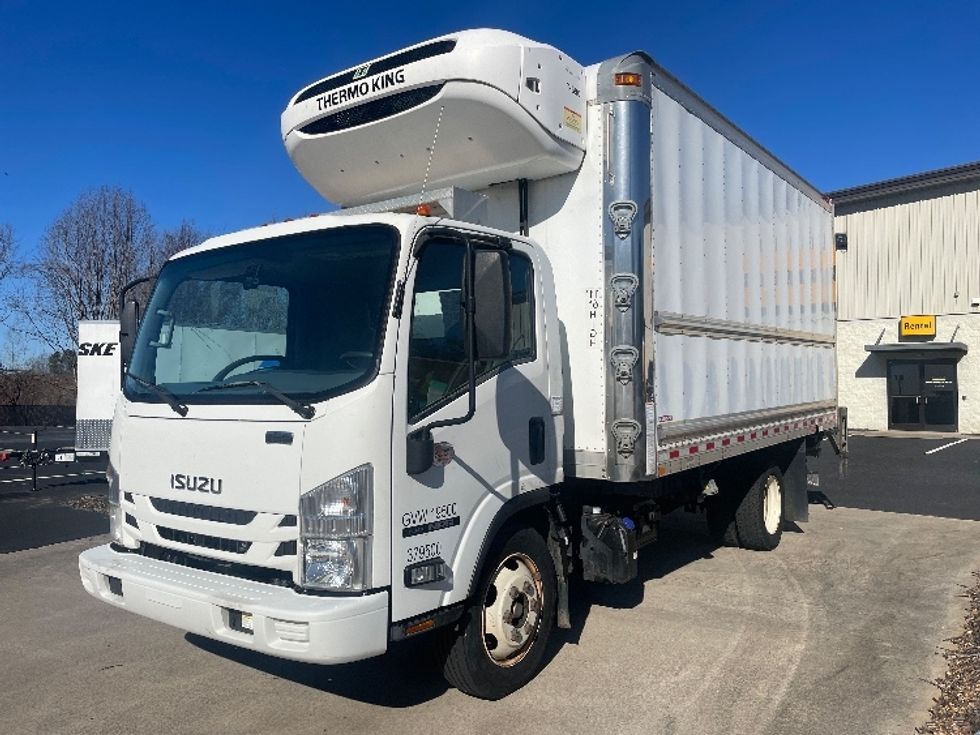 Refrigerated Truck-Light and Medium Duty Trucks-Isuzu-2021-NRR-Statesville-NC-119,277\n\t\tmiles-$ 59,500 - Image 3