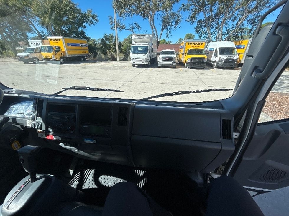 Refrigerated Truck-Light and Medium Duty Trucks-Isuzu-2021-NRR-Tampa-FL-140,316\n\t\tmiles-$ 52,500 - Image 21