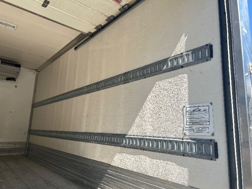 Refrigerated Truck-Light and Medium Duty Trucks-Isuzu-2021-NRR-Traverse City-MI-97,666\n\t\tmiles-$ 58,500 - Image 12