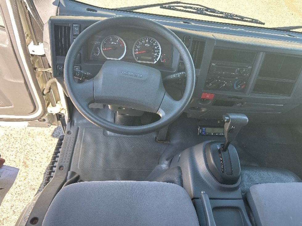 Refrigerated Truck-Light and Medium Duty Trucks-Isuzu-2021-NRR-Traverse City-MI-97,666\n\t\tmiles-$ 58,500 - Image 18