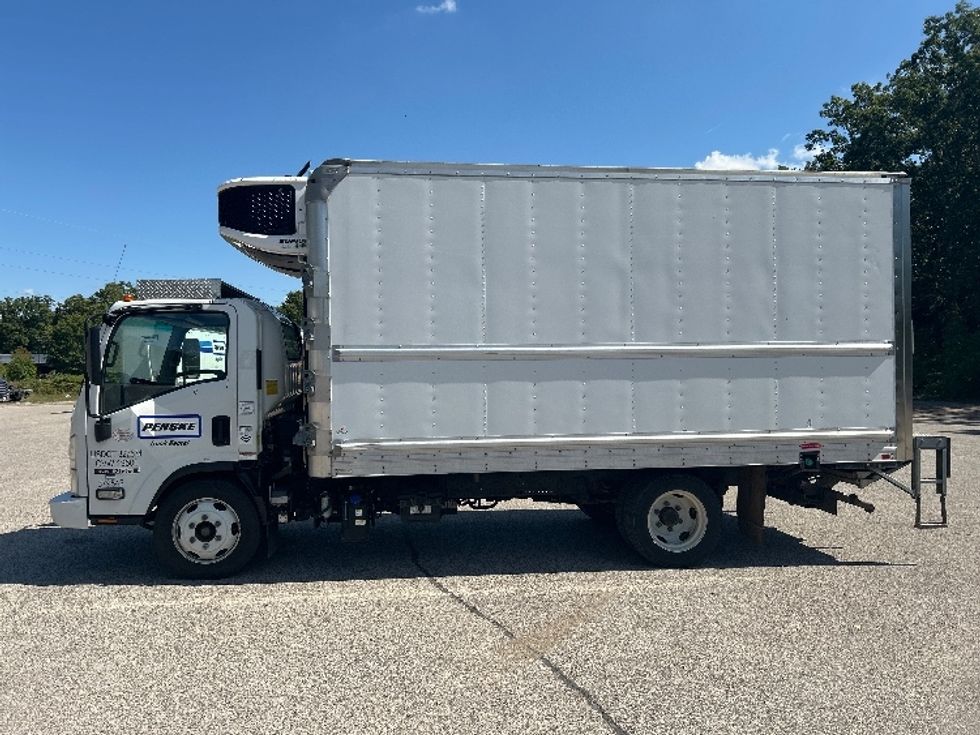 Refrigerated Truck-Light and Medium Duty Trucks-Isuzu-2021-NRR-Traverse City-MI-97,666\n\t\tmiles-$ 58,500 - Image 4
