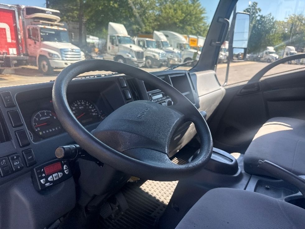 Refrigerated Truck-Light and Medium Duty Trucks-Isuzu-2022-NPR EFI-Baltimore-MD-103,181\n\t\tmiles-$ 47,500 - Image 17