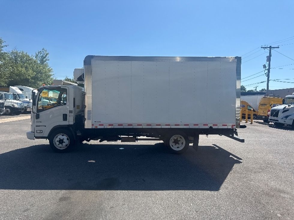 Refrigerated Truck-Light and Medium Duty Trucks-Isuzu-2022-NPR EFI-Baltimore-MD-103,181\n\t\tmiles-$ 47,500 - Image 4
