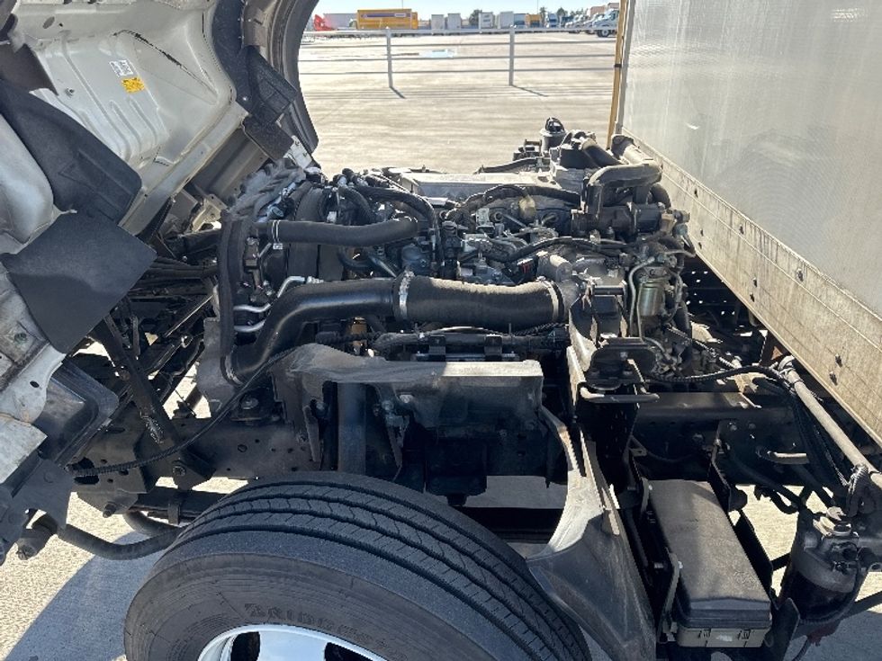 Refrigerated Truck-Light and Medium Duty Trucks-Isuzu-2022-NPRXD-Greeley-CO-91,771\n\t\tmiles-$ 60,750 - Image 24