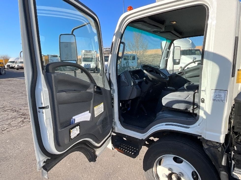 Refrigerated Truck-Light and Medium Duty Trucks-Isuzu-2022-NPRXD-West Valley City-UT-51,392\n\t\tmiles-$ 67,250 - Image 16