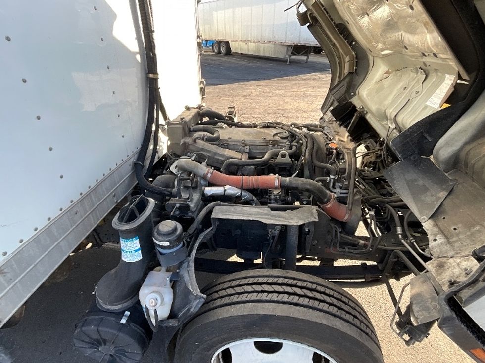 Refrigerated Truck-Light and Medium Duty Trucks-Isuzu-2022-NPRXD-West Valley City-UT-51,392\n\t\tmiles-$ 67,250 - Image 23